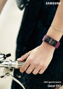 Gear Fit2 Lifestyle 1