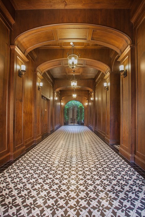 sr_thailand_bkk_metropole_corridor-hr