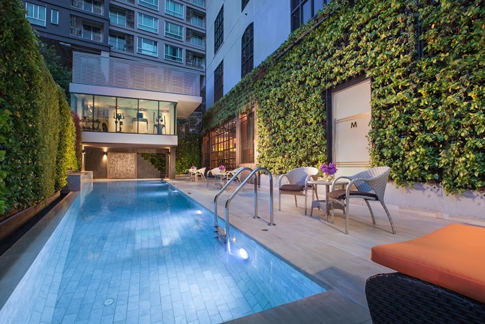 sr_thailand_bkk_metropole_swimming-pool-hr