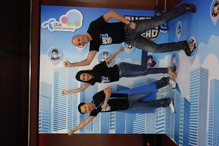 SUPER D HERO8