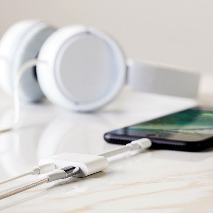 belkin-3.5-rockstar-3.5-mm-AUDIO-POWER-F8J212-05